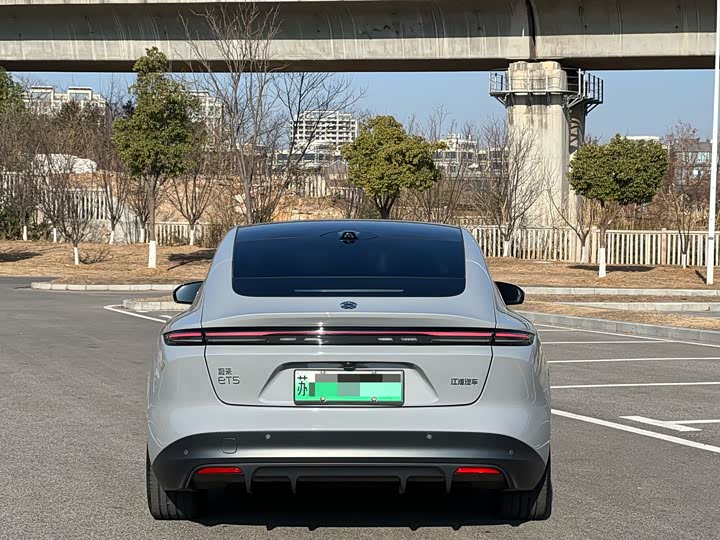 Фото 6 - Nio ET5