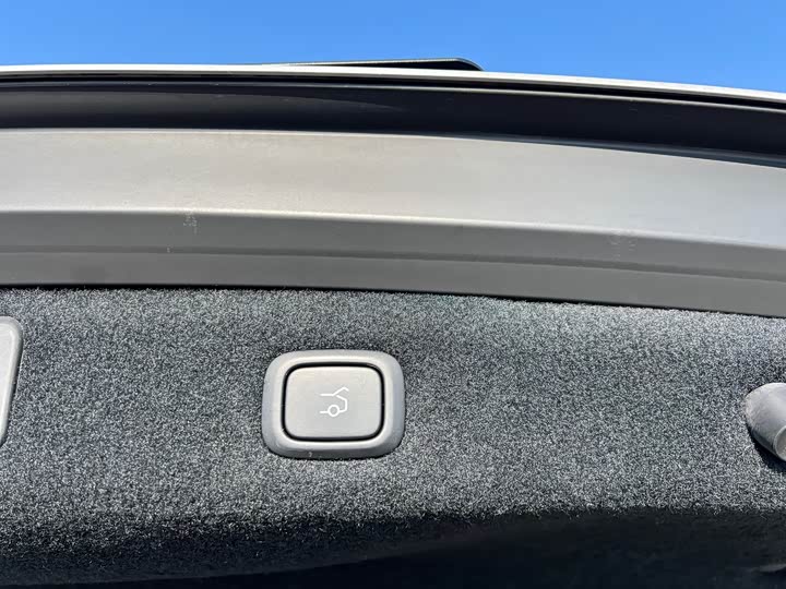 Фото 9 - Nio ET5