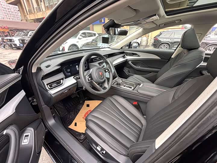 Фото 4 - Hongqi H5