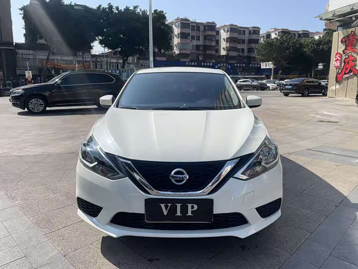 Фото 2 - Nissan Sylphy