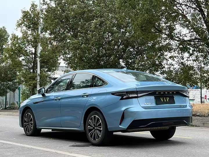 Фото 5 - Chery Fulwin A8