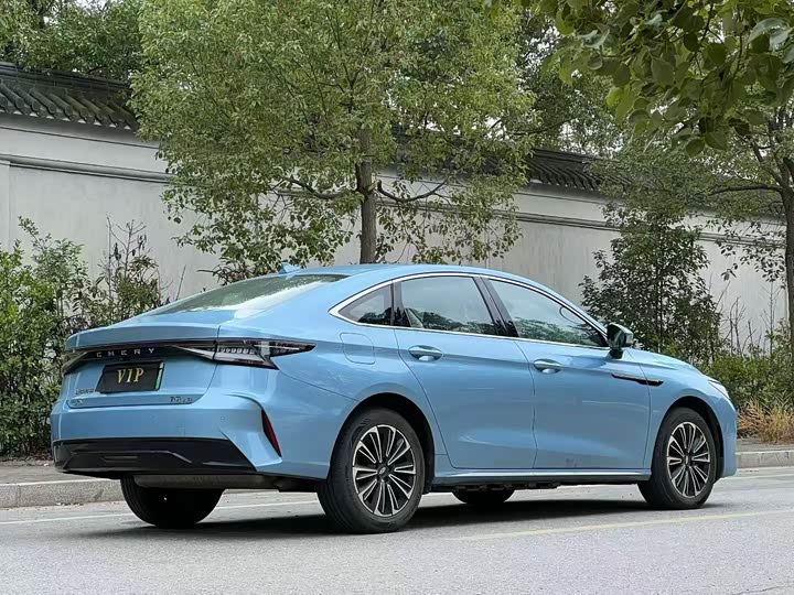 Фото 6 - Chery Fulwin A8