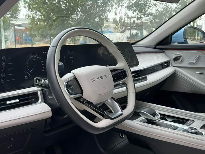 Фото 7 - Chery Fulwin A8