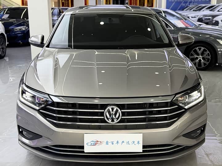 Фото 2 - Volkswagen Sagitar L