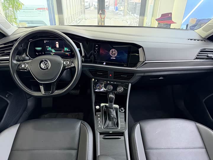 Фото 5 - Volkswagen Sagitar L