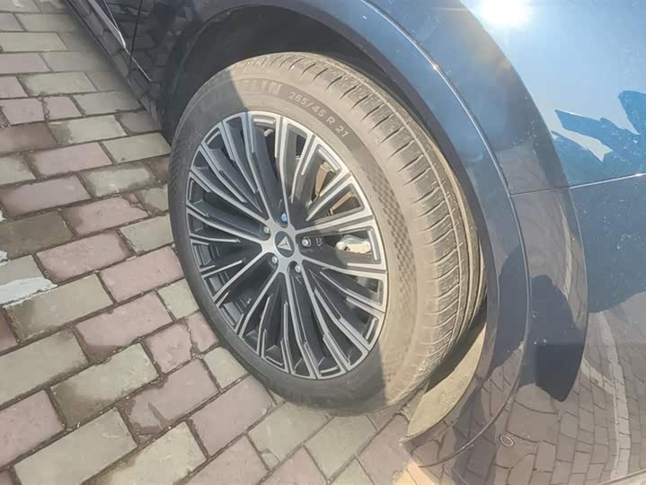 Фото 6 - Changan Deepal S09