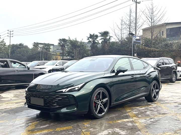 Фото 1 - MG Motor 7