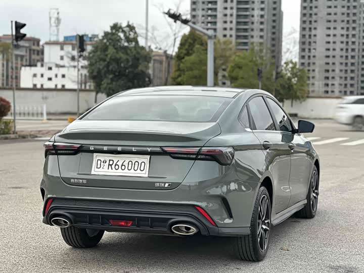 Фото 8 - Geely Binrui