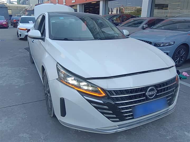 Фото 4 - Nissan Teana