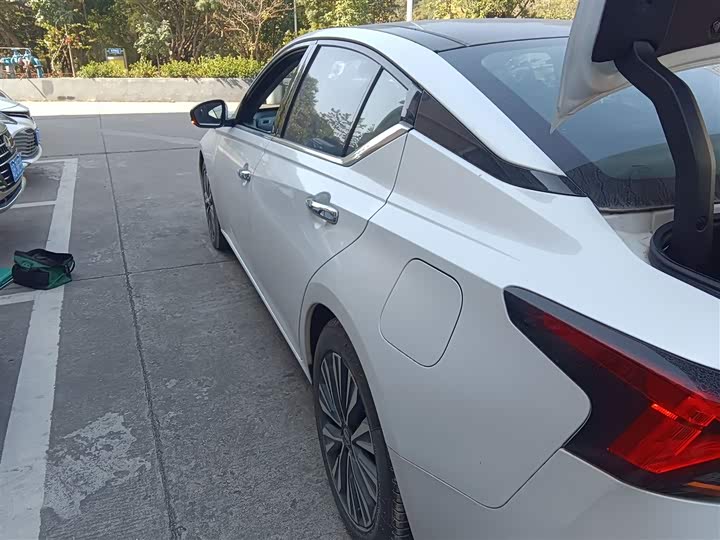 Фото 5 - Nissan Teana