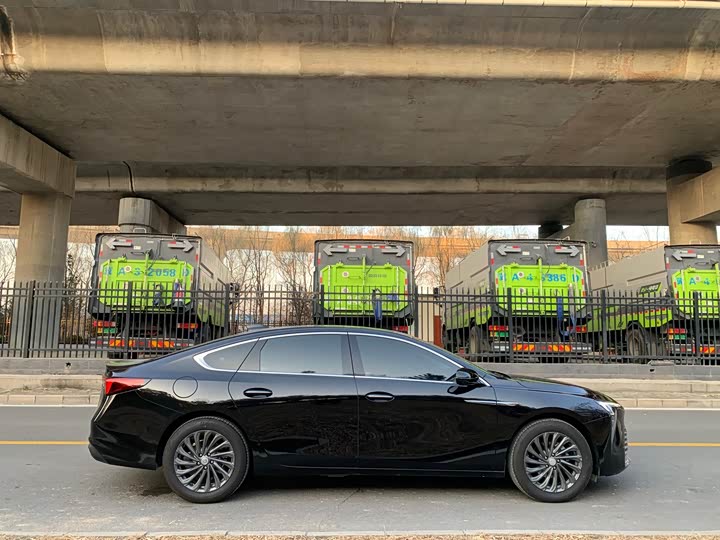 Фото 4 - Buick LaCrosse