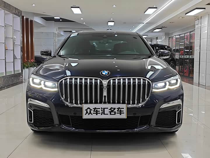 Фото 2 - BMW 7 Series