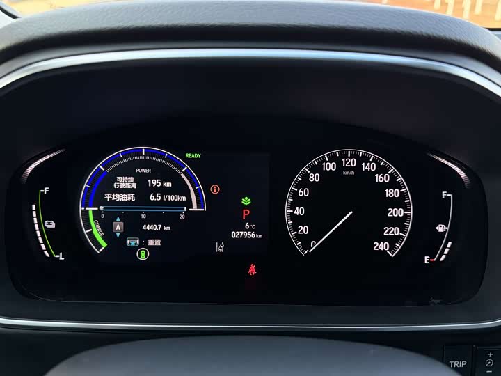 Фото 8 - Honda Odyssey