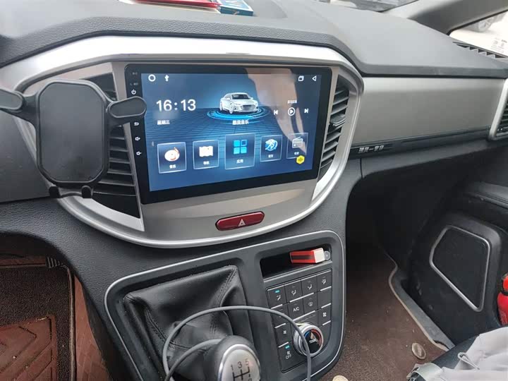 Фото 6 - JAC Refine M4