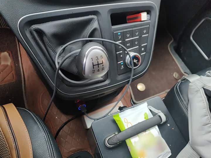 Фото 7 - JAC Refine M4