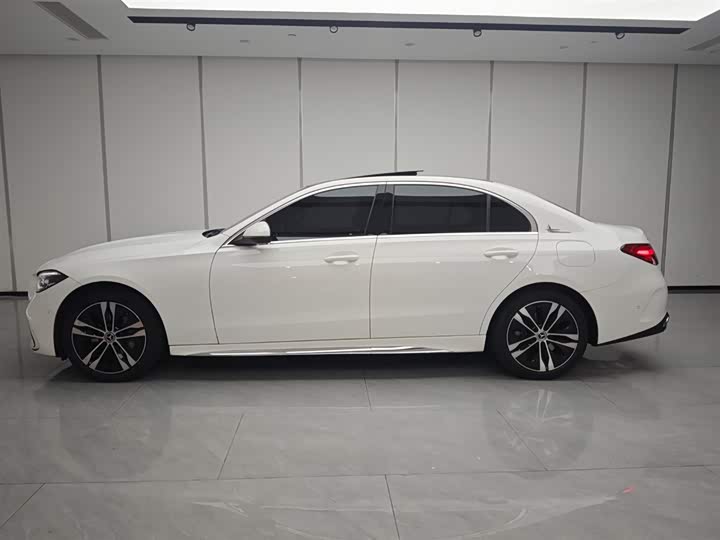 Фото 4 - Mercedes-Benz C-Class Hybrid