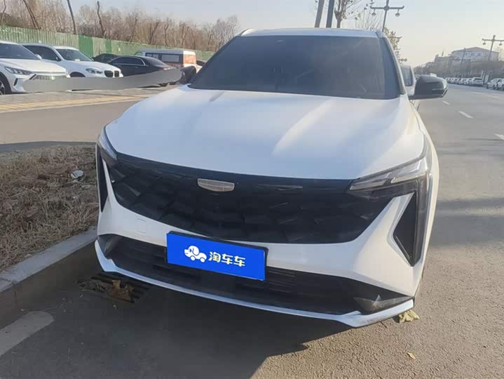 Фото 2 - Geely Atlas