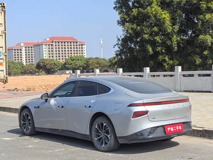 Фото 5 - XPeng P7