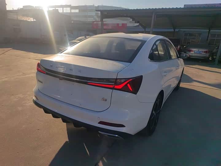 Фото 7 - Roewe i5