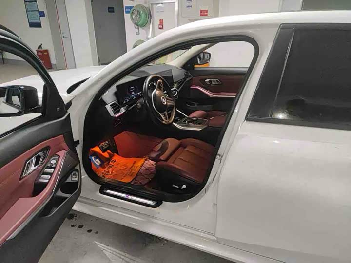 Фото 4 - BMW 3 Series