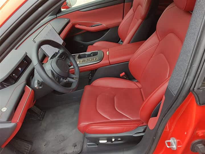 Фото 7 - Xiaomi SU7