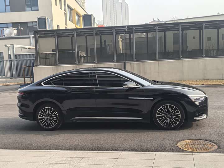 Фото 4 - BYD Han