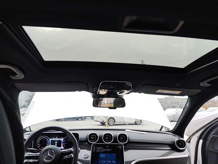 Фото 9 - Mercedes-Benz C-Class