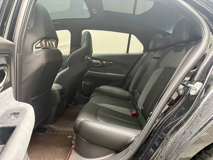 Фото 6 - GAC Trumpchi Empow R