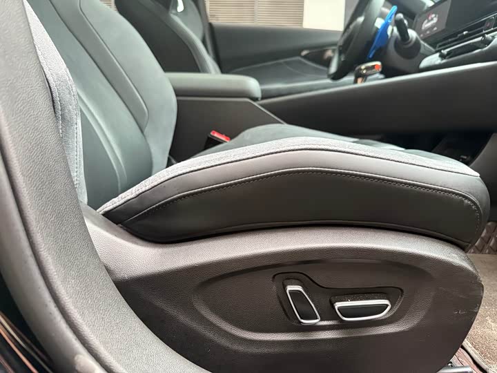 Фото 8 - GAC Trumpchi Empow R