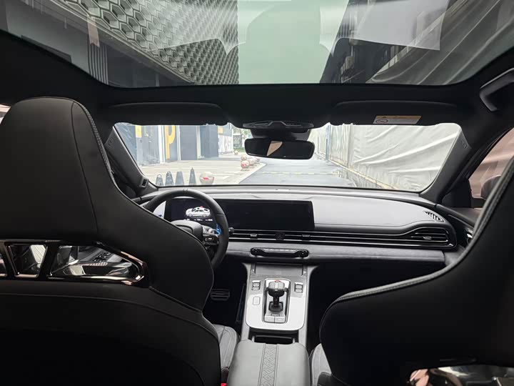 Фото 9 - GAC Trumpchi Empow R