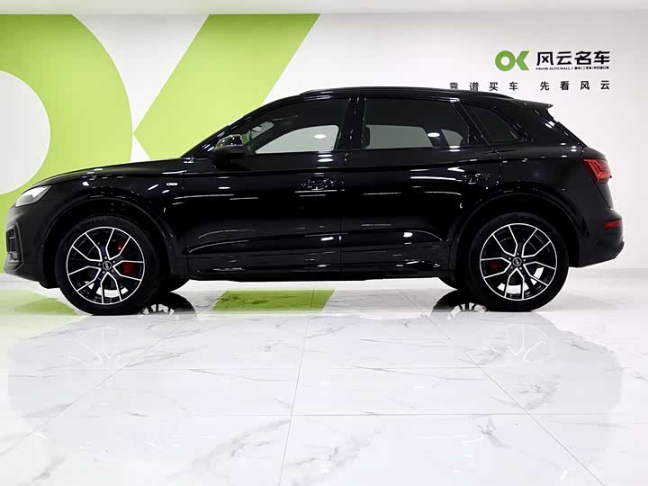 Фото 4 - Audi Q5L