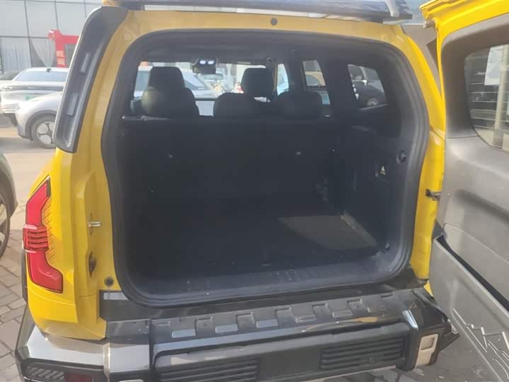 Фото 4 - Changan Deepal G318