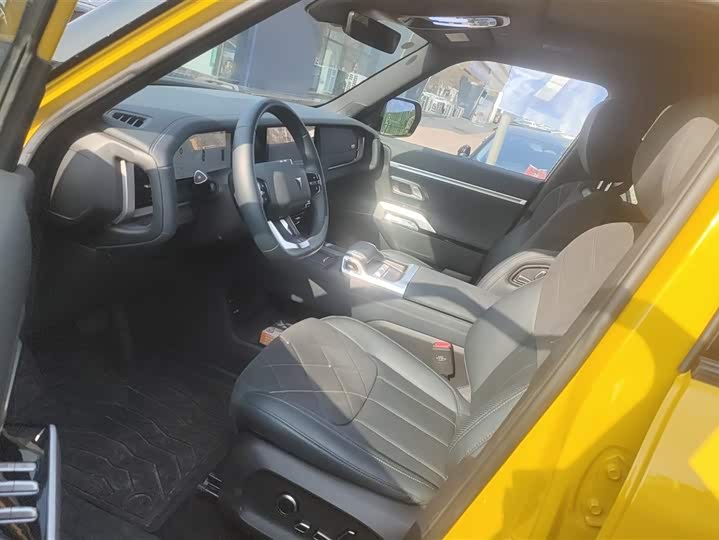 Фото 9 - Changan Deepal G318