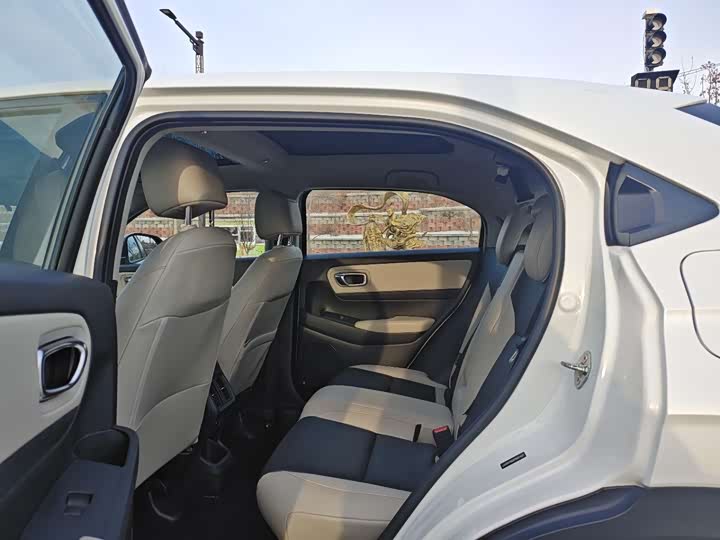 Фото 5 - Honda Vezel