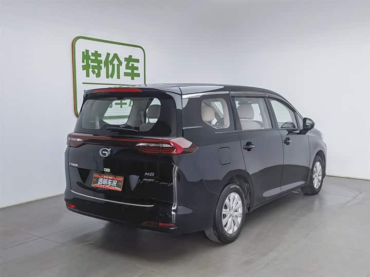 Фото 2 - GAC Trumpchi M6