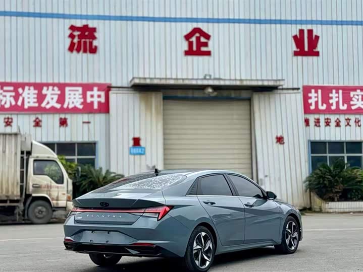 Фото 3 - Hyundai Elantra N line