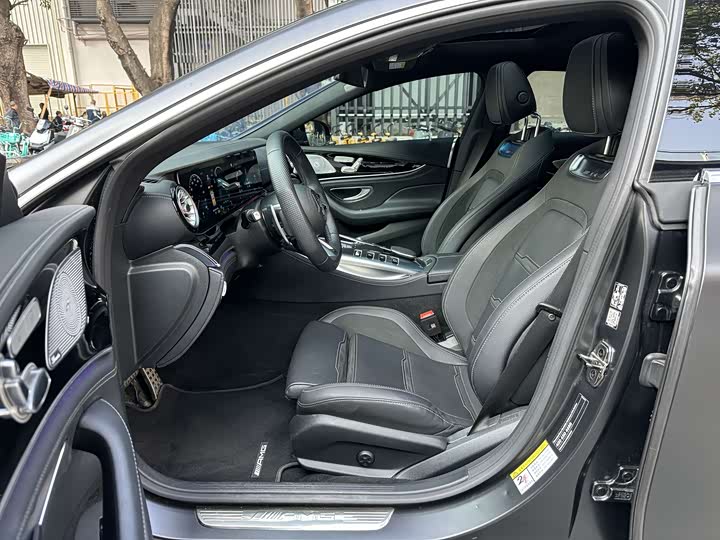 Фото 4 - Mercedes-Benz AMG GT