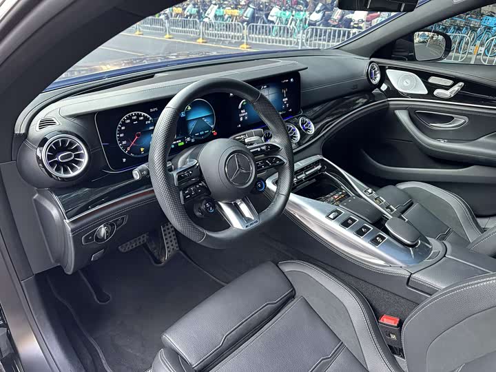 Фото 5 - Mercedes-Benz AMG GT