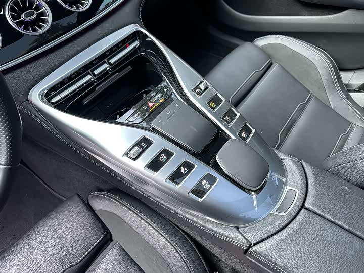 Фото 6 - Mercedes-Benz AMG GT