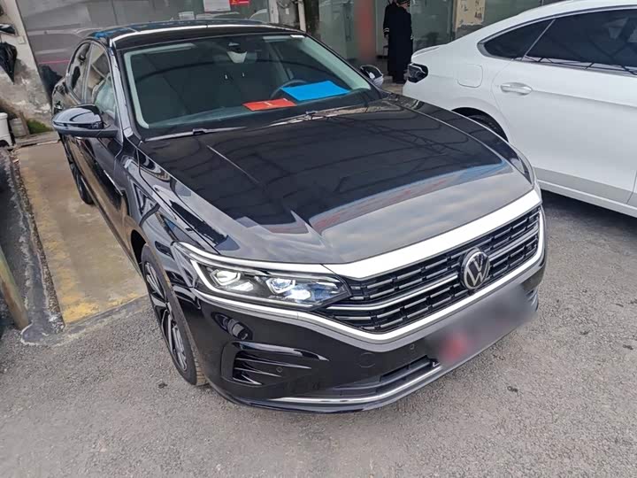 Фото 4 - Volkswagen Passat