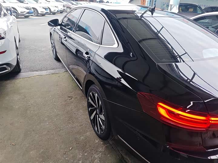 Фото 5 - Volkswagen Passat