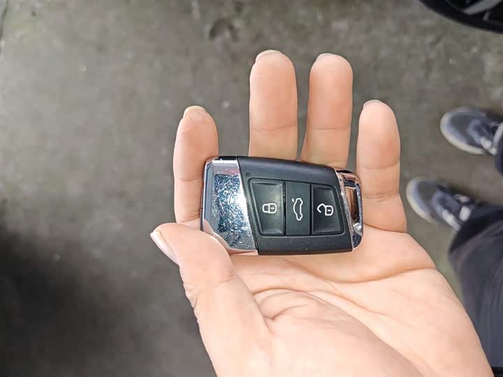 Фото 9 - Volkswagen Passat