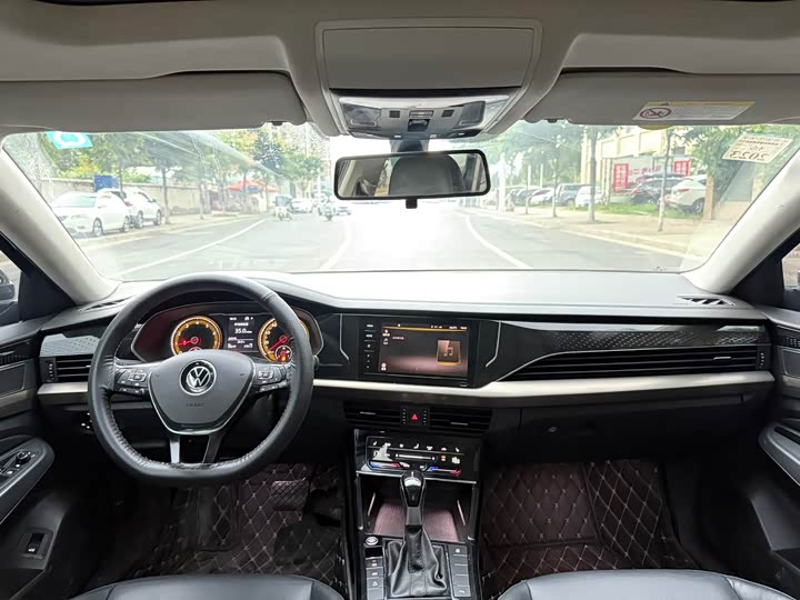 Фото 5 - Volkswagen Passat