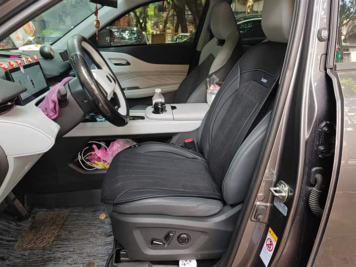 Фото 9 - Changan UNI-Z Hybrid