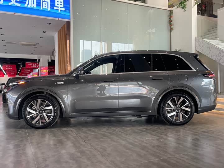 Фото 3 - LiXiang L8