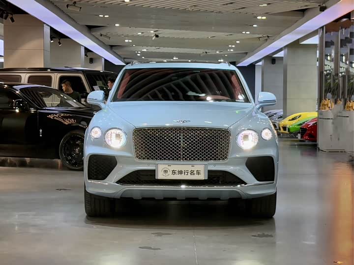 Фото 2 - Bentley Bentayga