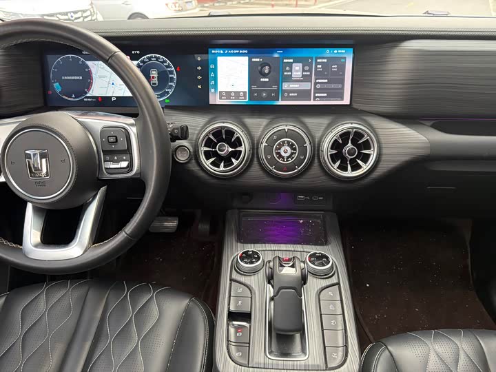 Фото 9 - Tank 300