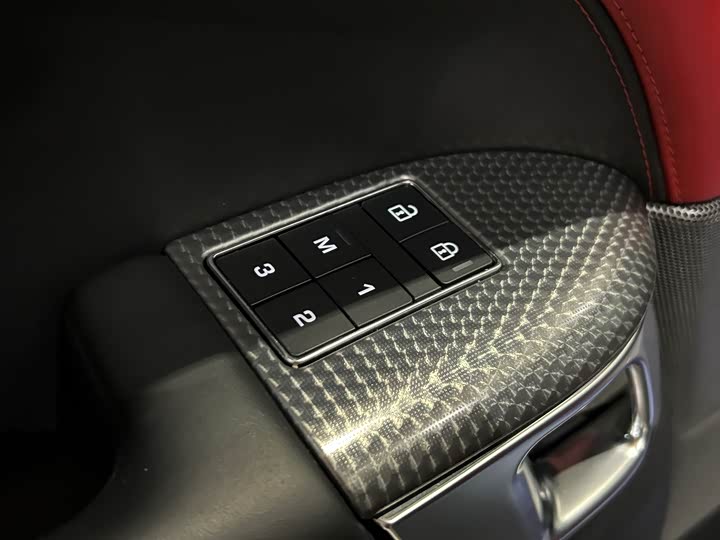 Фото 4 - Land Rover Range Rover Sport