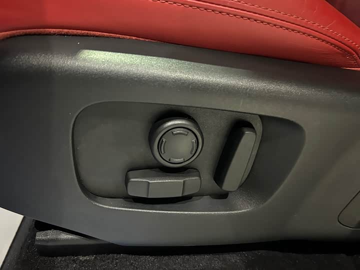 Фото 8 - Land Rover Range Rover Sport