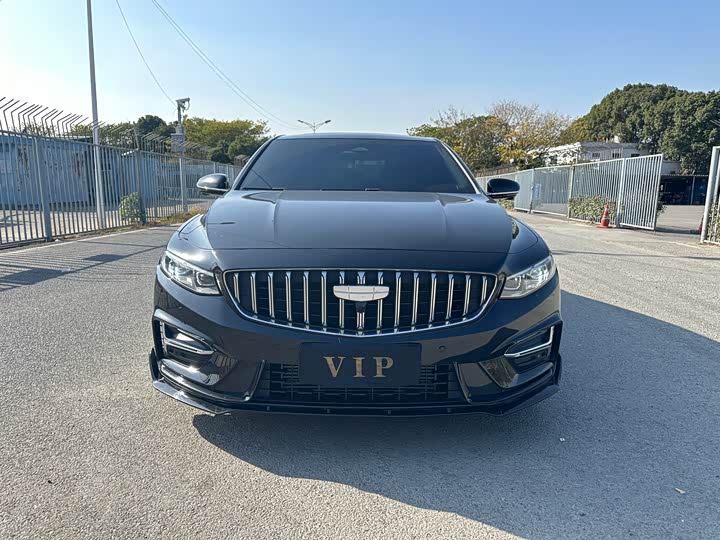 Фото 2 - Geely Preface